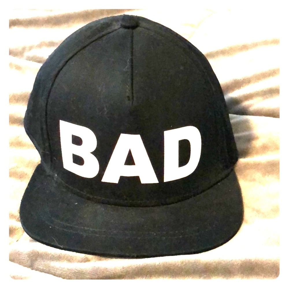 “BAD” hat unisex